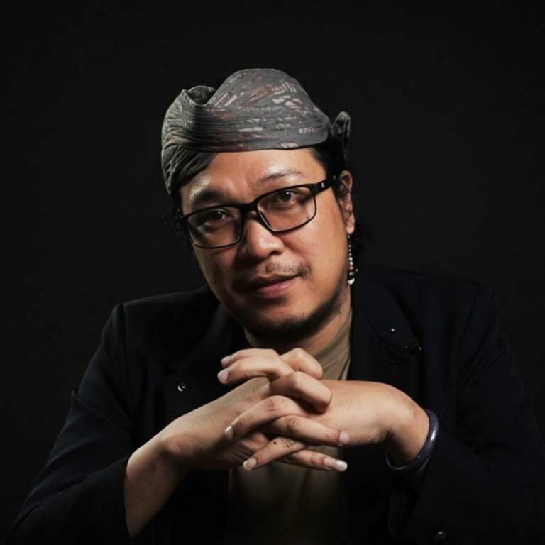 Palu Godam Buat Sabrang